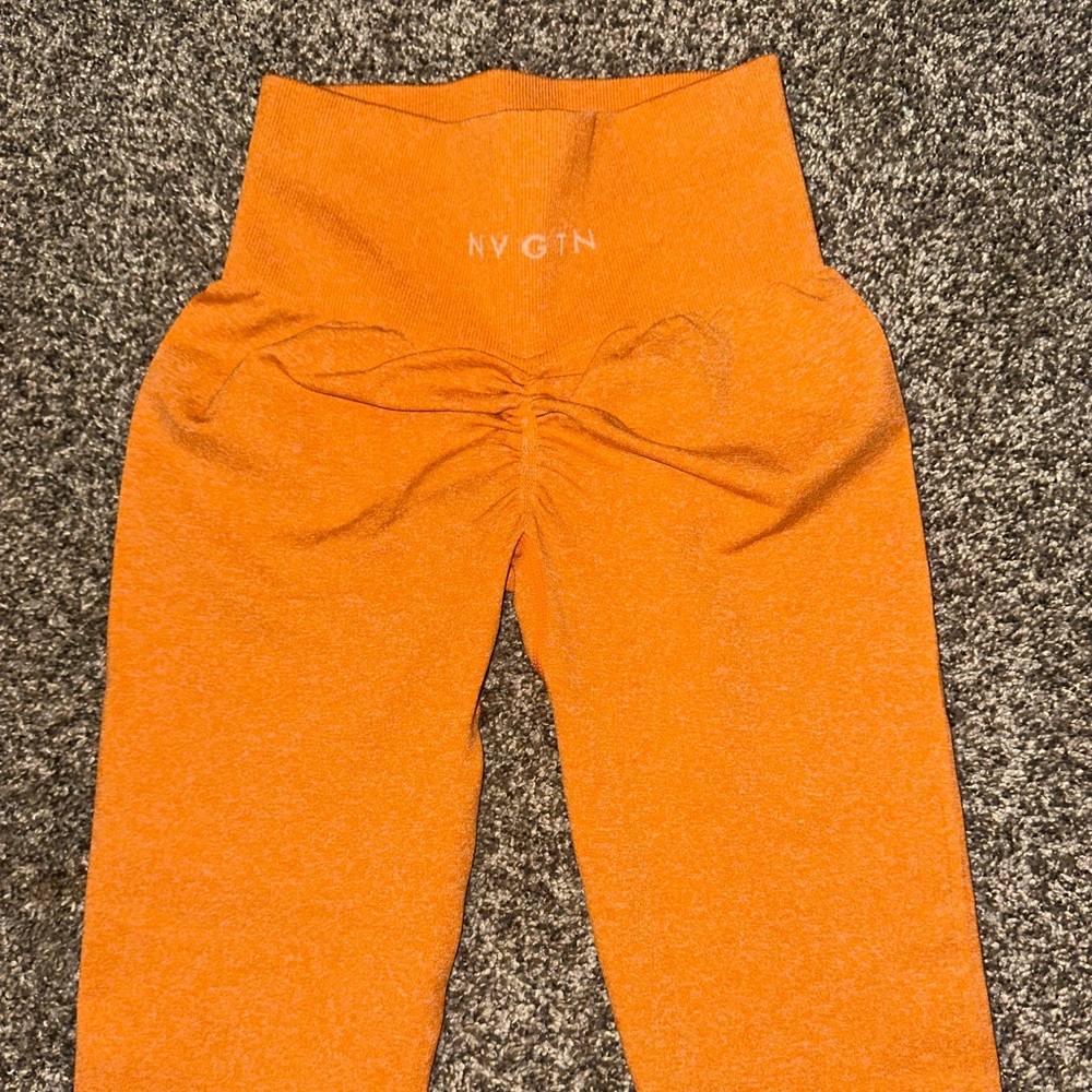 NVGTN Sunset Orange Scrunch Seamless Leggings Size XS